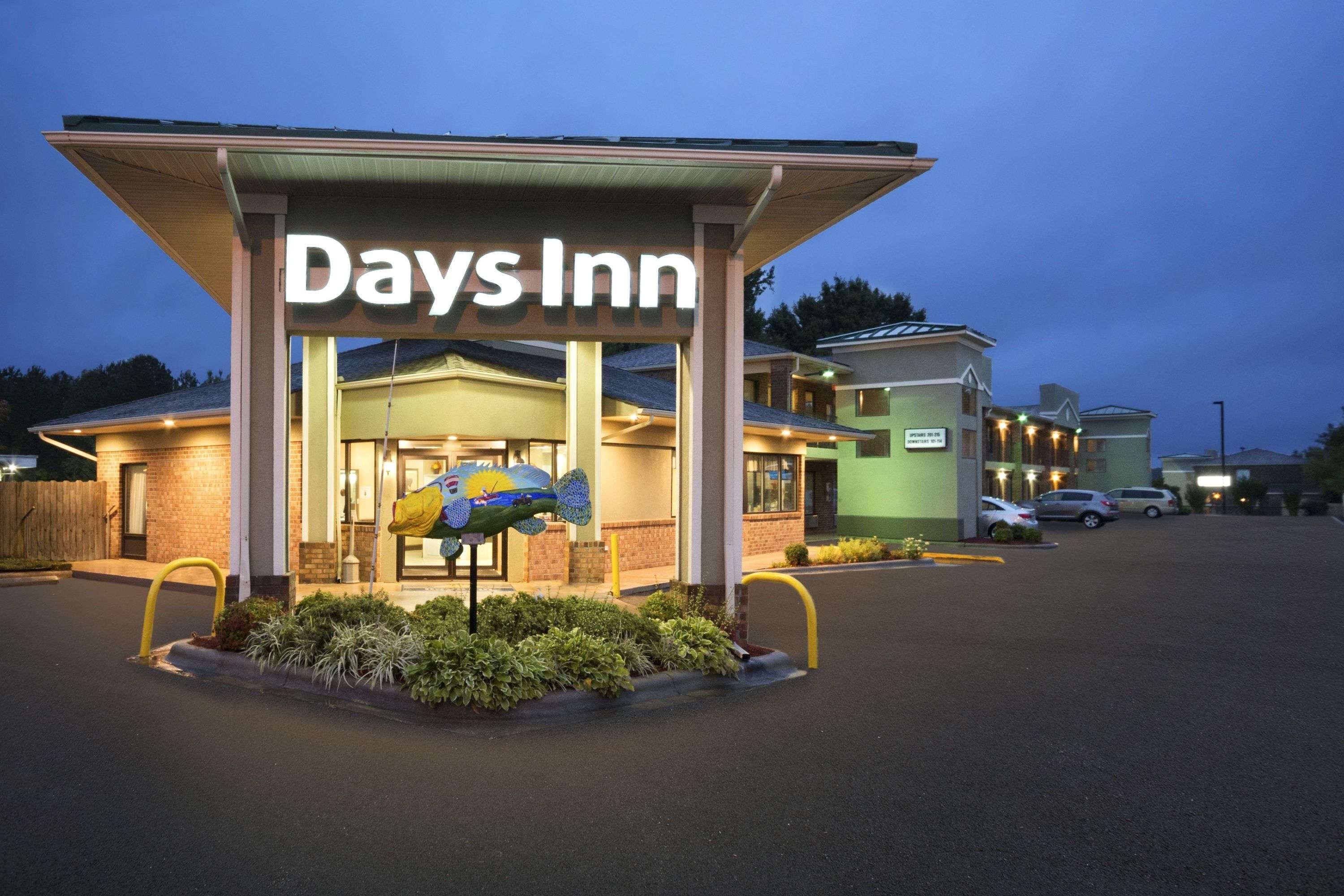 Days Inn By Wyndham Weldon Roanoke Rapids Buitenkant foto