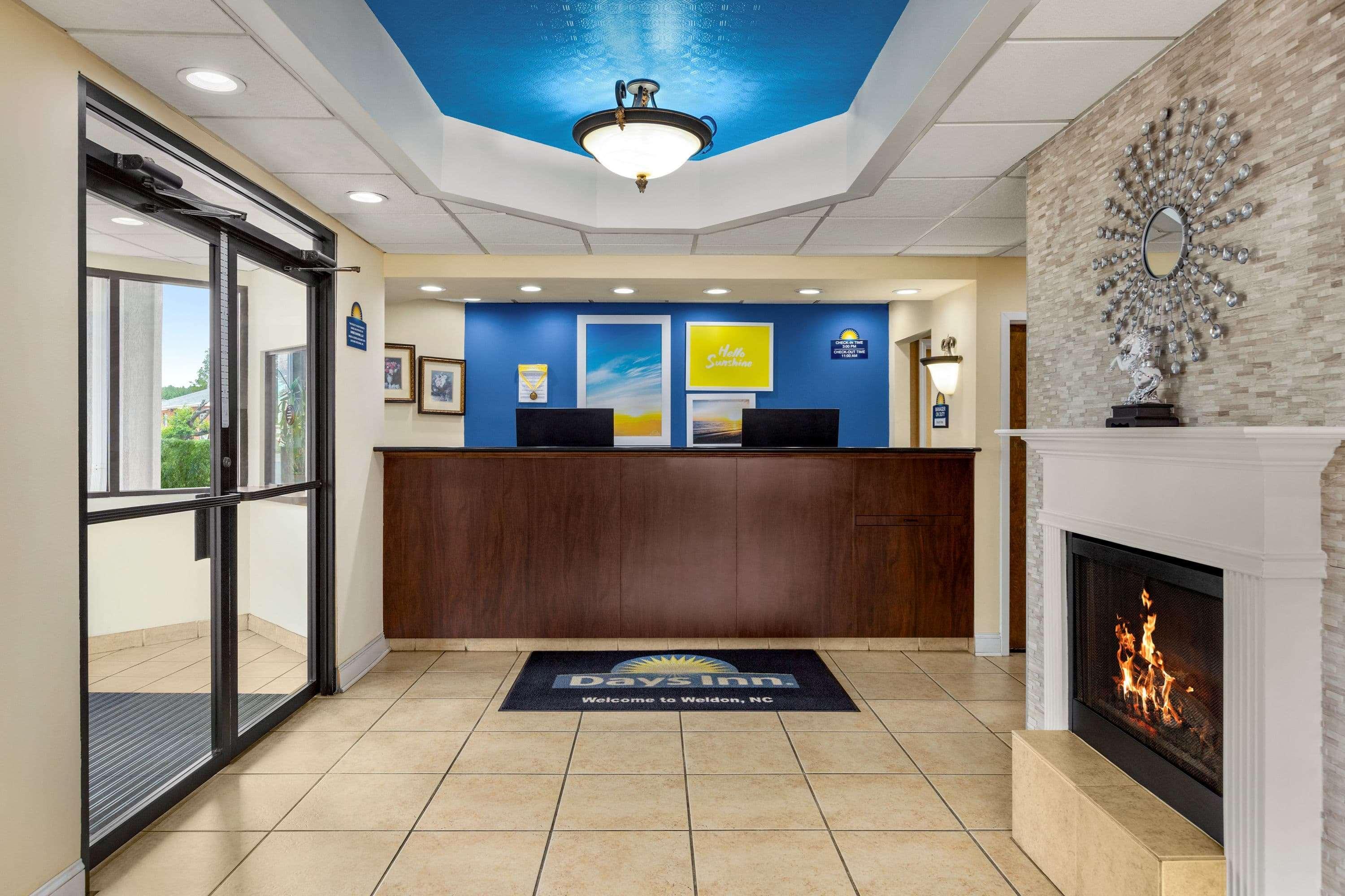 Days Inn By Wyndham Weldon Roanoke Rapids Buitenkant foto