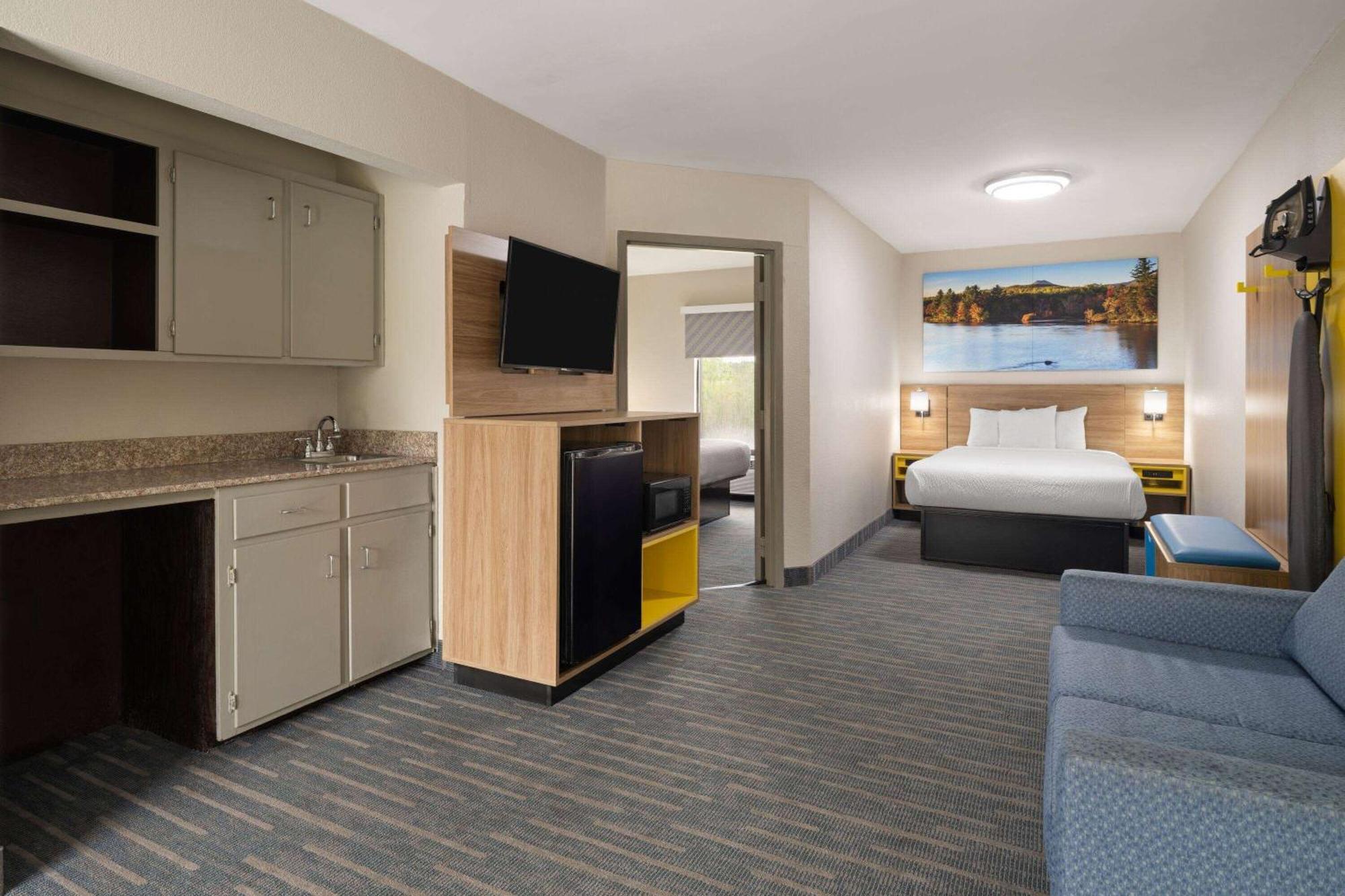 Days Inn By Wyndham Weldon Roanoke Rapids Buitenkant foto